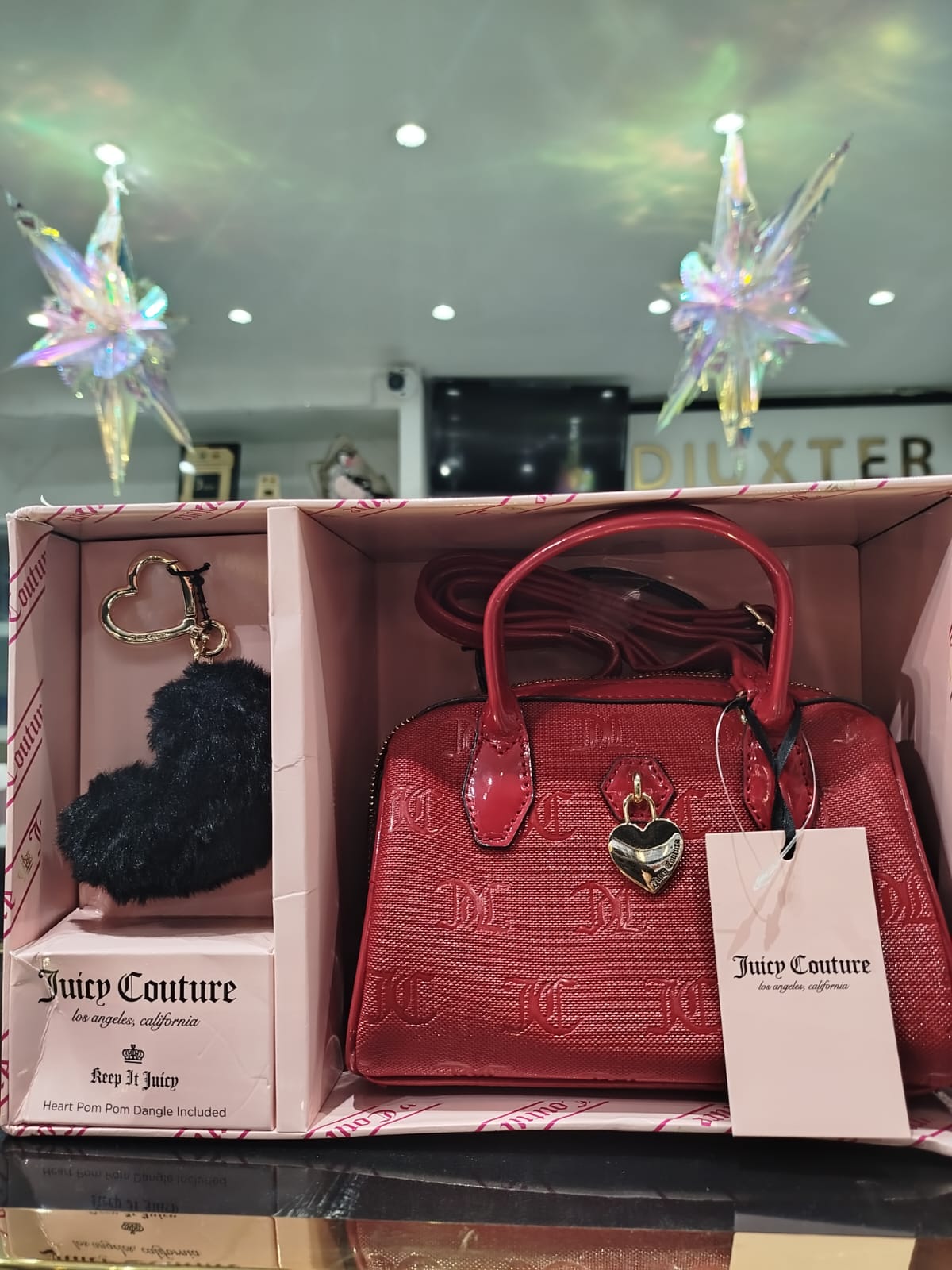 Bolso Juicy Country color Rojo con accesorio incluido